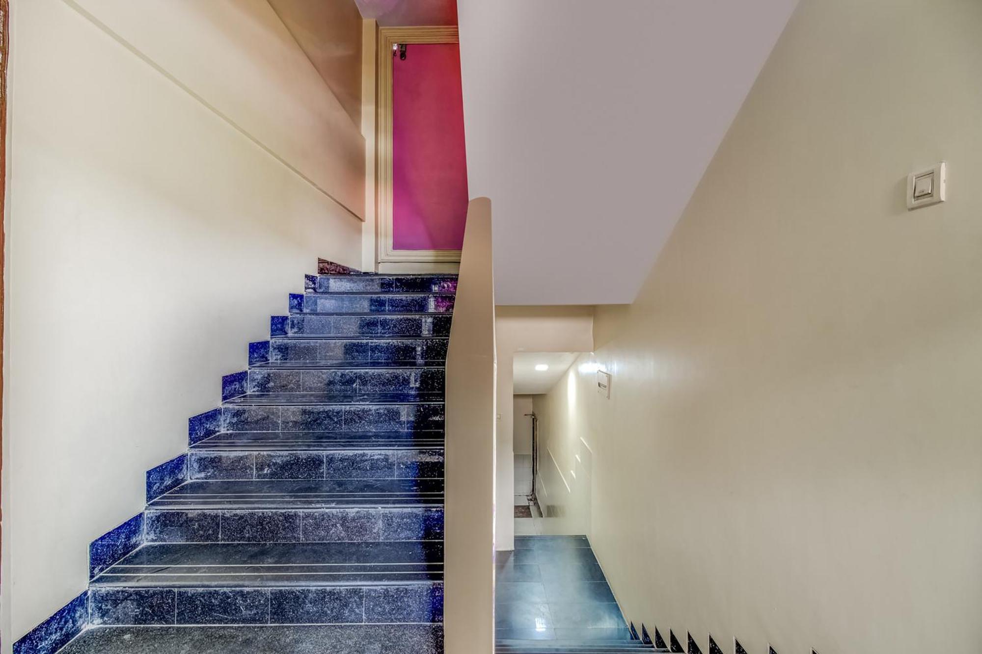 Hotel O Avenue Residency And Lodging Mira-Bhayandar Buitenkant foto